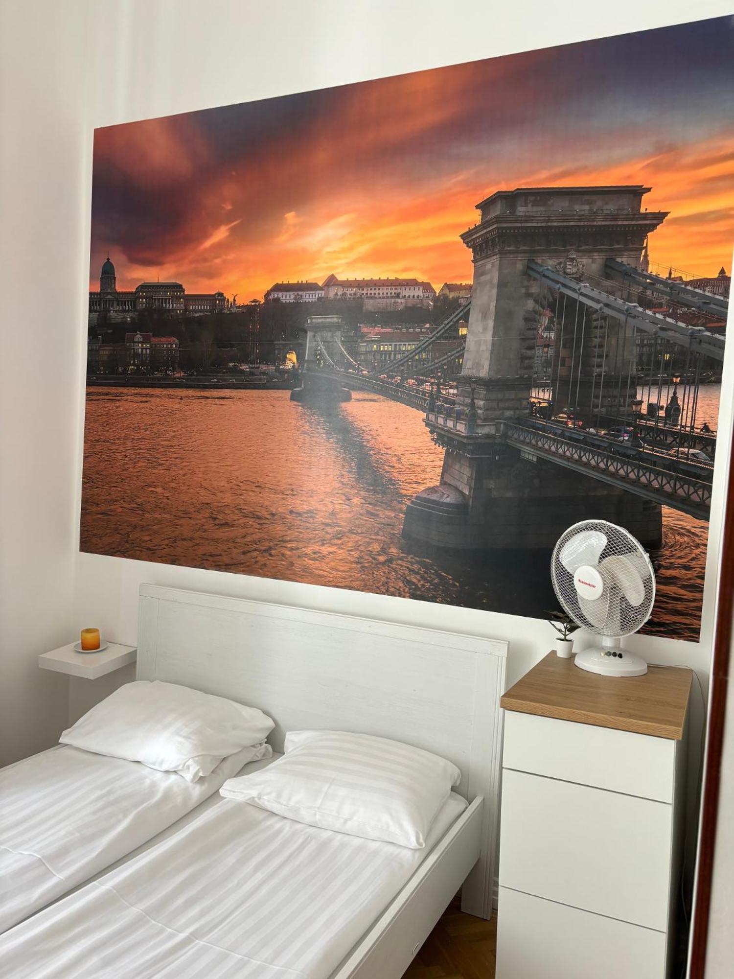 Spring Roses Downtown Boutique Hotel بودابست المظهر الخارجي الصورة